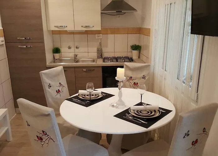 דירה Sarm ויר