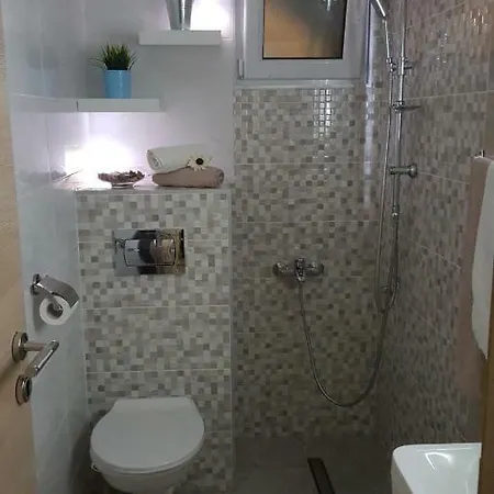 Sarm Apartment