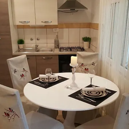 Apartment Sarm Vir